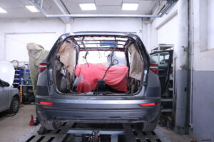Заміна полотна даху Skoda Karoq у Дніпрі — Ракурс №4